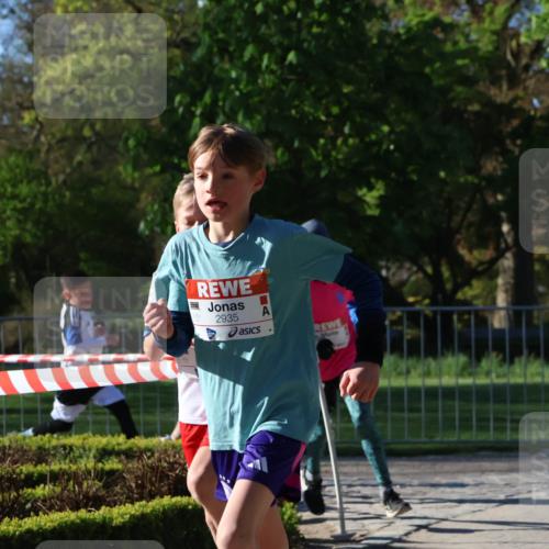 25.04.2025 - Das Zehntel Zöllner http://msf.ph/oto/7669925 26.04.2025 07:40:24 Laufen 2935 meine-sportfotos.de