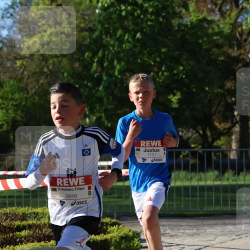 25.04.2025 - Das Zehntel Zöllner http://msf.ph/oto/7669942 26.04.2025 07:40:27 Laufen 3849, 1131 meine-sportfotos.de