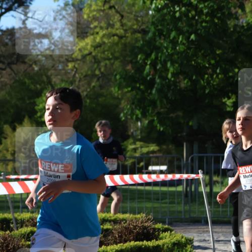 25.04.2025 - Das Zehntel Zöllner http://msf.ph/oto/7669957 26.04.2025 07:40:31 Laufen 2099, 2739 meine-sportfotos.de