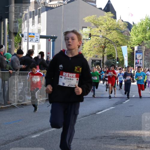 25.04.2025 - Das Zehntel Yannick Fuchs http://msf.ph/oto/7669965 26.04.2025 08:53:01 Ziel 1094, 1636, 1739, 1756, 1924, 1925, 1944, 1965, 2013, 2100, 2104, 2134, 2366, 2375, 2626, 2639, 2645, 2705, 2861, 2868, 2870, 3087, 3179, 3326, 3411, 3429, 3472, 3507, 3519, 3783, 3850, 3878, 3885 meine-sportfotos.de