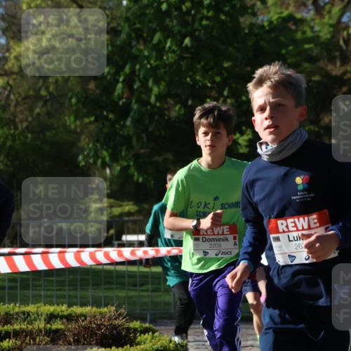 25.04.2025 - Das Zehntel Zöllner http://msf.ph/oto/7669974 26.04.2025 07:40:34 Laufen 2655, 2208, 263, 1787, 5781 meine-sportfotos.de