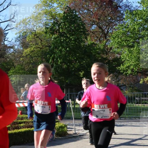25.04.2025 - Das Zehntel Zöllner http://msf.ph/oto/7669993 26.04.2025 07:40:37 Laufen 1781, 3415, 3445 meine-sportfotos.de