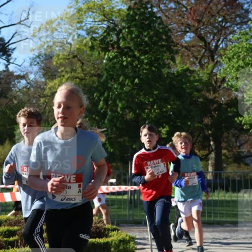 25.04.2025 - Das Zehntel Zöllner http://msf.ph/oto/7670023 26.04.2025 07:40:41 Laufen 13, 1939 meine-sportfotos.de