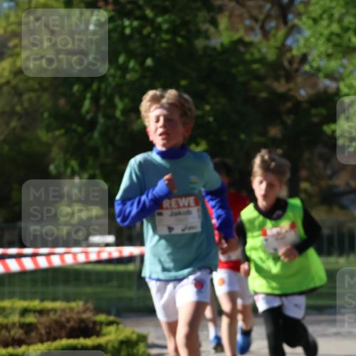 25.04.2025 - Das Zehntel Zöllner http://msf.ph/oto/7670031 26.04.2025 07:40:42 Laufen  meine-sportfotos.de