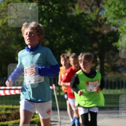 25.04.2025 - Das Zehntel Zöllner http://msf.ph/oto/7670034 26.04.2025 07:40:42 Laufen  meine-sportfotos.de