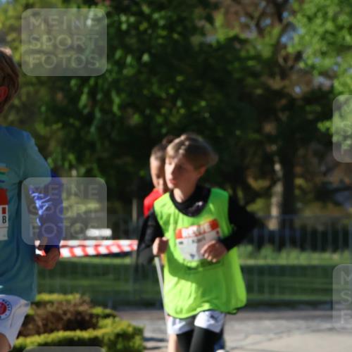 25.04.2025 - Das Zehntel Zöllner http://msf.ph/oto/7670036 26.04.2025 07:40:43 Laufen 2920 meine-sportfotos.de