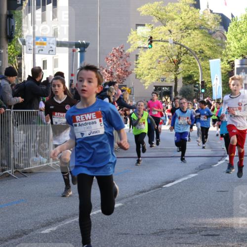 25.04.2025 - Das Zehntel Yannick Fuchs http://msf.ph/oto/7670067 26.04.2025 08:53:08 Ziel 1089, 1124, 1242, 1636, 1739, 1756, 1903, 1924, 1925, 1965, 2007, 2008, 2100, 2104, 2134, 2335, 2375, 2502, 2591, 2626, 2639, 2705, 2822, 2868, 2870, 3087, 3122, 3129, 3179, 3326, 3391, 3429, 3461, 3472, 3783, 3850, 3885 meine-sportfotos.de
