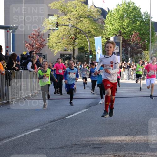 25.04.2025 - Das Zehntel Yannick Fuchs http://msf.ph/oto/7670089 26.04.2025 08:53:09 Ziel 1089, 1124, 1242, 1636, 1739, 1756, 1903, 1924, 1965, 2007, 2008, 2100, 2104, 2134, 2335, 2375, 2502, 2591, 2626, 2639, 2705, 2822, 2868, 2870, 3087, 3122, 3129, 3179, 3326, 3391, 3429, 3461, 3472, 3725, 3751, 3783, 3815, 3850, 3885 meine-sportfotos.de