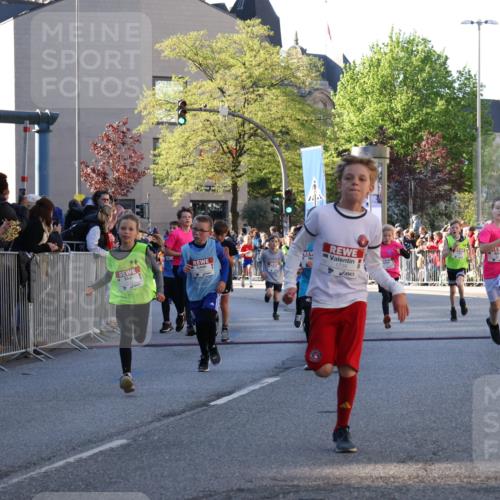 25.04.2025 - Das Zehntel Yannick Fuchs http://msf.ph/oto/7670103 26.04.2025 08:53:09 Ziel 1089, 1124, 1242, 1636, 1739, 1756, 1903, 1924, 1965, 2007, 2008, 2100, 2104, 2134, 2335, 2375, 2502, 2591, 2626, 2639, 2705, 2822, 2868, 2870, 3087, 3122, 3129, 3179, 3326, 3391, 3429, 3461, 3472, 3725, 3751, 3783, 3815, 3850, 3885 meine-sportfotos.de