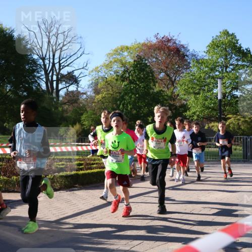 25.04.2025 - Das Zehntel Zöllner http://msf.ph/oto/7672129 26.04.2025 07:40:59 Laufen  meine-sportfotos.de