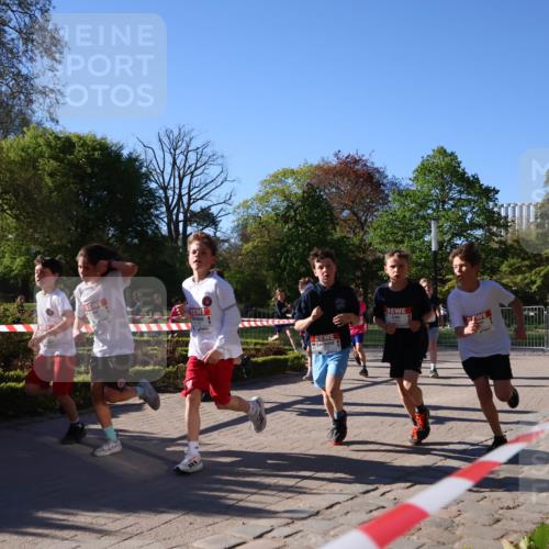 25.04.2025 - Das Zehntel Zöllner http://msf.ph/oto/7672146 26.04.2025 07:41:01 Laufen  meine-sportfotos.de