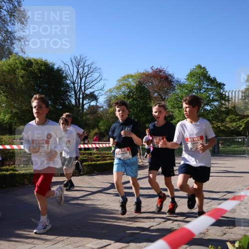 25.04.2025 - Das Zehntel Zöllner http://msf.ph/oto/7672150 26.04.2025 07:41:02 Laufen  meine-sportfotos.de