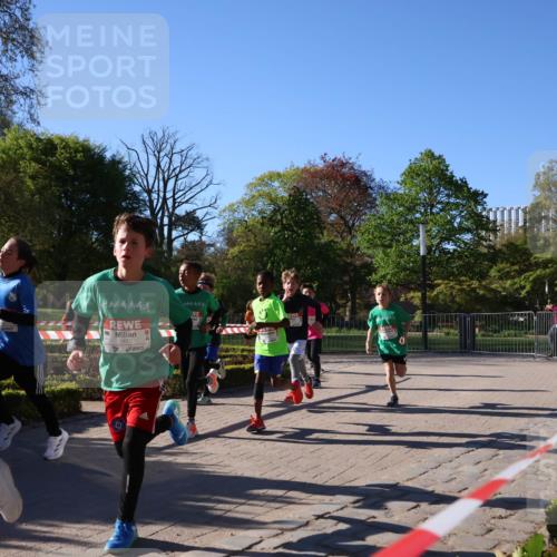 25.04.2025 - Das Zehntel Zöllner http://msf.ph/oto/7672290 26.04.2025 07:41:14 Laufen 1473 meine-sportfotos.de