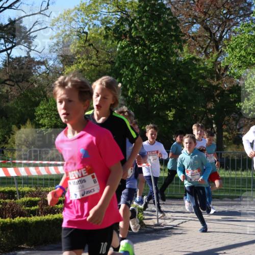 25.04.2025 - Das Zehntel Zöllner http://msf.ph/oto/7672410 26.04.2025 07:41:26 Laufen 3404 meine-sportfotos.de