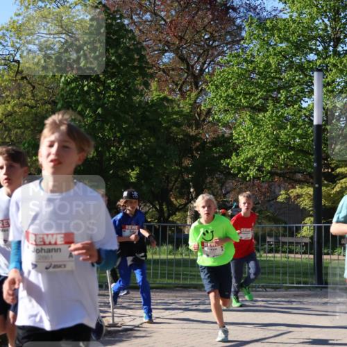 25.04.2025 - Das Zehntel Zöllner http://msf.ph/oto/7672444 26.04.2025 07:41:28 Laufen 2861, 2960 meine-sportfotos.de