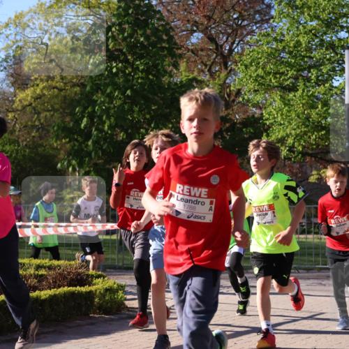 25.04.2025 - Das Zehntel Zöllner http://msf.ph/oto/7672471 26.04.2025 07:41:31 Laufen 462, 1944, 1788 meine-sportfotos.de