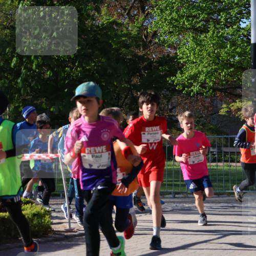 25.04.2025 - Das Zehntel Zöllner http://msf.ph/oto/7672499 26.04.2025 07:41:35 Laufen 2827, 30 meine-sportfotos.de
