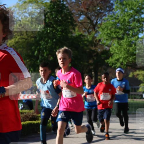 25.04.2025 - Das Zehntel Zöllner http://msf.ph/oto/7672517 26.04.2025 07:41:37 Laufen 99 meine-sportfotos.de