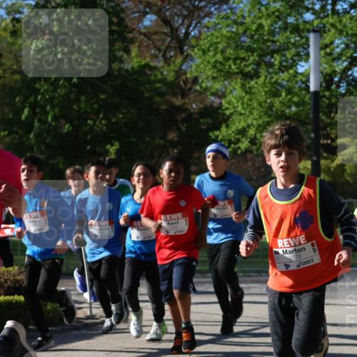 25.04.2025 - Das Zehntel Zöllner http://msf.ph/oto/7672523 26.04.2025 07:41:37 Laufen 097, 3496, 2779 meine-sportfotos.de