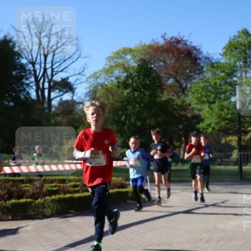 25.04.2025 - Das Zehntel Zöllner http://msf.ph/oto/7672563 26.04.2025 07:41:40 Laufen  meine-sportfotos.de