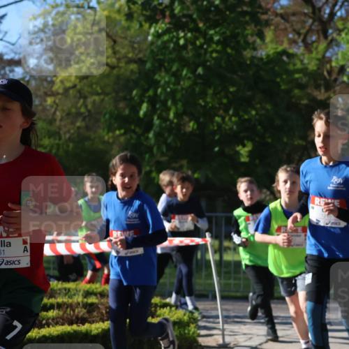 25.04.2025 - Das Zehntel Zöllner http://msf.ph/oto/7672572 26.04.2025 07:41:42 Laufen 2361 meine-sportfotos.de