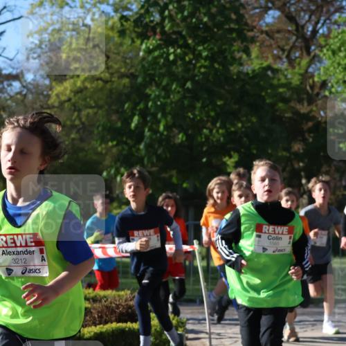 25.04.2025 - Das Zehntel Zöllner http://msf.ph/oto/7672584 26.04.2025 07:41:44 Laufen 3212, 1565, 30 meine-sportfotos.de
