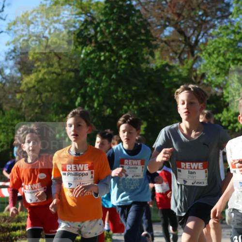 25.04.2025 - Das Zehntel Zöllner http://msf.ph/oto/7672617 26.04.2025 07:41:46 Laufen 3805, 2191, 219, 30 meine-sportfotos.de