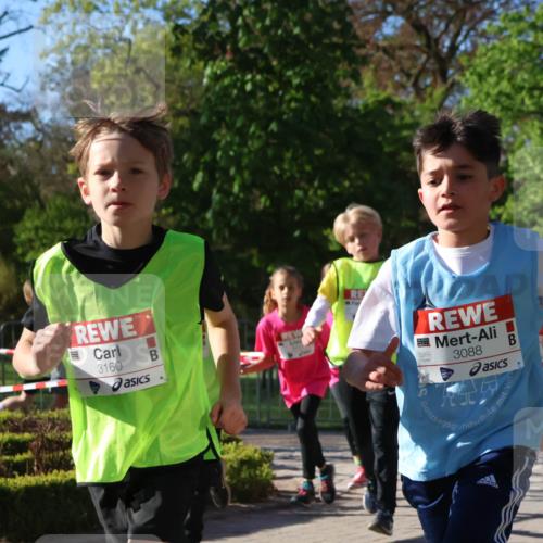25.04.2025 - Das Zehntel Zöllner http://msf.ph/oto/7672682 26.04.2025 07:41:54 Laufen 19, 3160, 1, 3088 meine-sportfotos.de