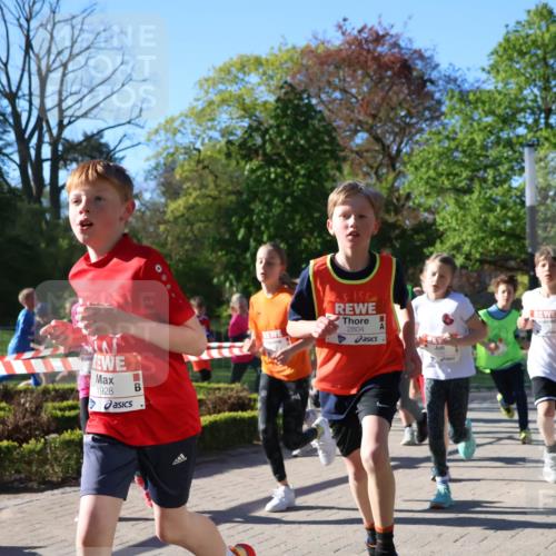 25.04.2025 - Das Zehntel Zöllner http://msf.ph/oto/7672687 26.04.2025 07:41:56 Laufen 2499, 1928, 2804 meine-sportfotos.de