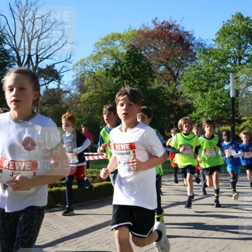 25.04.2025 - Das Zehntel Zöllner http://msf.ph/oto/7672699 26.04.2025 07:41:58 Laufen 2819 meine-sportfotos.de