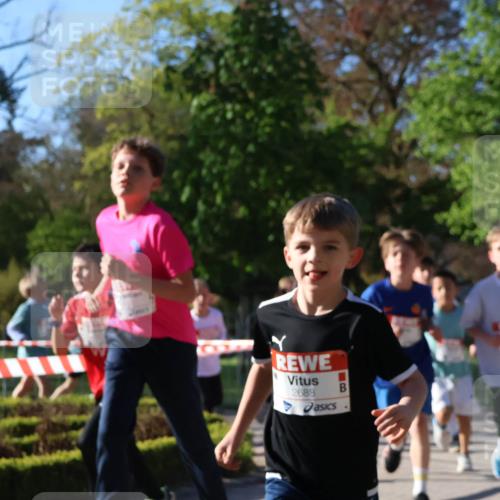 25.04.2025 - Das Zehntel Zöllner http://msf.ph/oto/7672716 26.04.2025 07:42:01 Laufen 2688 meine-sportfotos.de