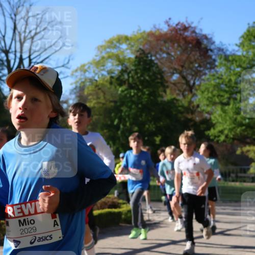 25.04.2025 - Das Zehntel Zöllner http://msf.ph/oto/7672736 26.04.2025 07:42:04 Laufen 2029 meine-sportfotos.de