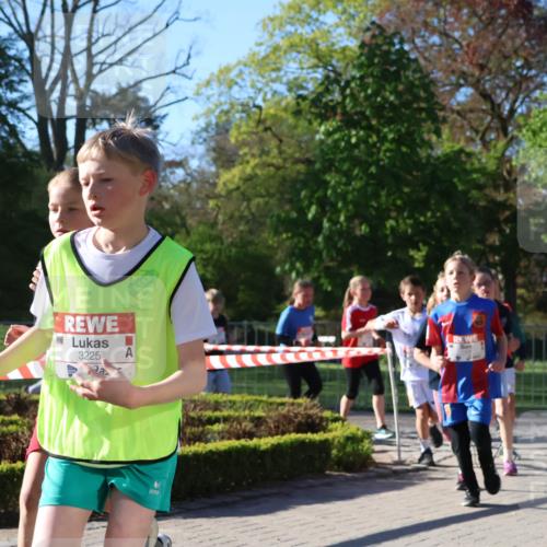 25.04.2025 - Das Zehntel Zöllner http://msf.ph/oto/7672762 26.04.2025 07:42:09 Laufen 3225, 202 meine-sportfotos.de