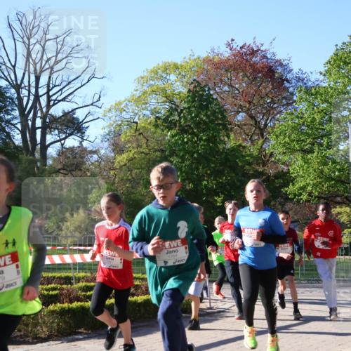 25.04.2025 - Das Zehntel Zöllner http://msf.ph/oto/7672782 26.04.2025 07:42:12 Laufen 3179, 1264 meine-sportfotos.de