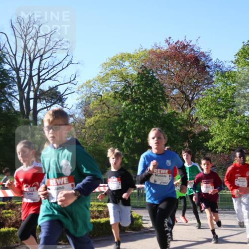 25.04.2025 - Das Zehntel Zöllner http://msf.ph/oto/7672789 26.04.2025 07:42:12 Laufen  meine-sportfotos.de