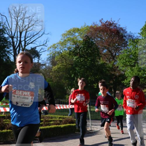 25.04.2025 - Das Zehntel Zöllner http://msf.ph/oto/7672798 26.04.2025 07:42:13 Laufen 2037 meine-sportfotos.de