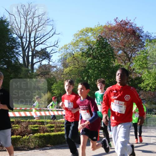 25.04.2025 - Das Zehntel Zöllner http://msf.ph/oto/7672803 26.04.2025 07:42:14 Laufen  meine-sportfotos.de