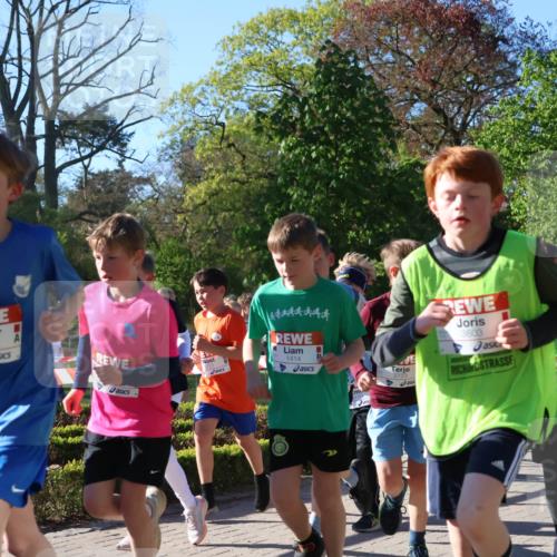 25.04.2025 - Das Zehntel Zöllner http://msf.ph/oto/7672883 26.04.2025 07:42:28 Laufen 2016, 1414, 2723, 3603 meine-sportfotos.de