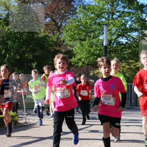 25.04.2025 - Das Zehntel Zöllner http://msf.ph/oto/7672919 26.04.2025 07:42:33 Laufen 3719, 3438, 3417, 2331 meine-sportfotos.de