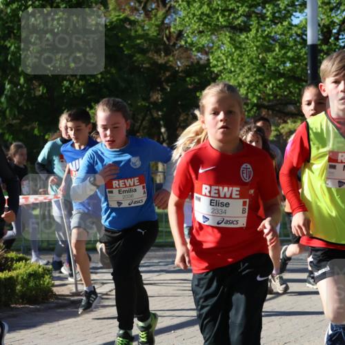 25.04.2025 - Das Zehntel Zöllner http://msf.ph/oto/7672928 26.04.2025 07:42:35 Laufen 3884, 2036, 2334, 317 meine-sportfotos.de