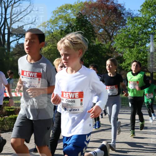 25.04.2025 - Das Zehntel Zöllner http://msf.ph/oto/7672960 26.04.2025 07:42:39 Laufen 2856, 3864, 2820, 1, 2371 meine-sportfotos.de