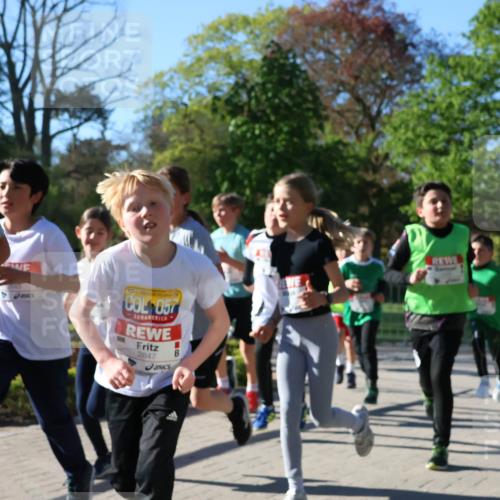 25.04.2025 - Das Zehntel Zöllner http://msf.ph/oto/7672964 26.04.2025 07:42:40 Laufen 4, 057, 2847 meine-sportfotos.de