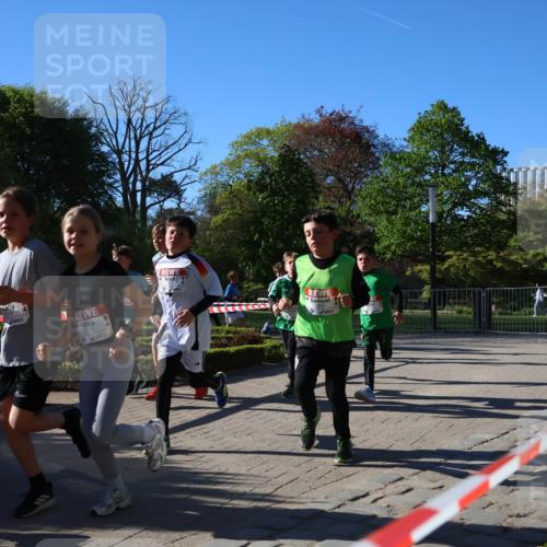 25.04.2025 - Das Zehntel Zöllner http://msf.ph/oto/7672969 26.04.2025 07:42:40 Laufen 2371 meine-sportfotos.de