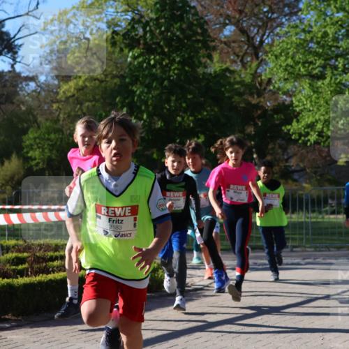 25.04.2025 - Das Zehntel Zöllner http://msf.ph/oto/7672975 26.04.2025 07:42:42 Laufen 3183 meine-sportfotos.de