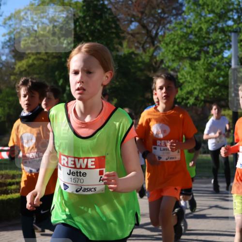 25.04.2025 - Das Zehntel Zöllner http://msf.ph/oto/7673030 26.04.2025 07:42:49 Laufen 3793, 1570, 3786, 3746 meine-sportfotos.de