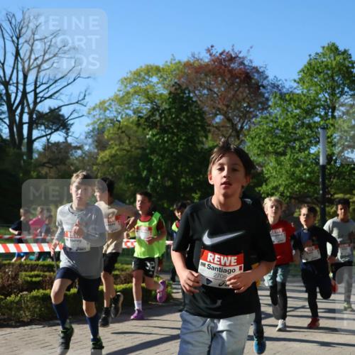 25.04.2025 - Das Zehntel Zöllner http://msf.ph/oto/7673057 26.04.2025 07:42:53 Laufen 2708 meine-sportfotos.de
