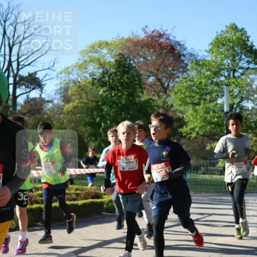 25.04.2025 - Das Zehntel Zöllner http://msf.ph/oto/7673064 26.04.2025 07:42:54 Laufen 2953, 32 meine-sportfotos.de