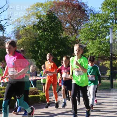 25.04.2025 - Das Zehntel Zöllner http://msf.ph/oto/7673097 26.04.2025 07:42:58 Laufen 3401, 3059 meine-sportfotos.de