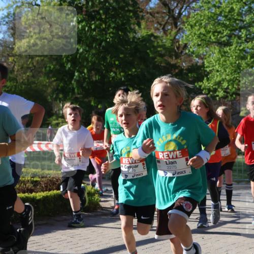 25.04.2025 - Das Zehntel Zöllner http://msf.ph/oto/7673235 26.04.2025 07:43:12 Laufen 2279, 2275 meine-sportfotos.de