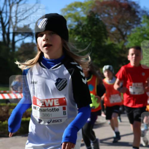 25.04.2025 - Das Zehntel Zöllner http://msf.ph/oto/7673249 26.04.2025 07:43:13 Laufen 3861 meine-sportfotos.de
